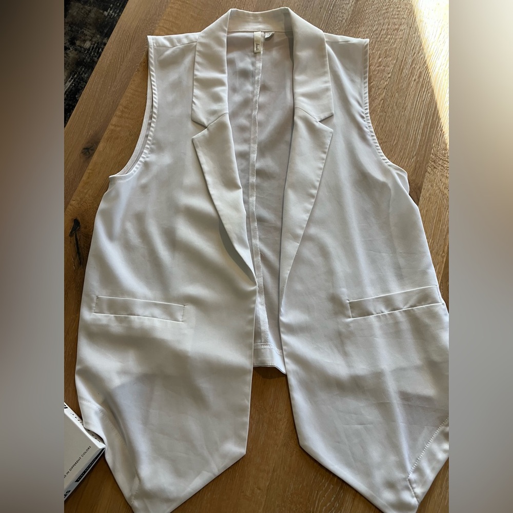 White Sleeveless Vest Top Frenchi size S small